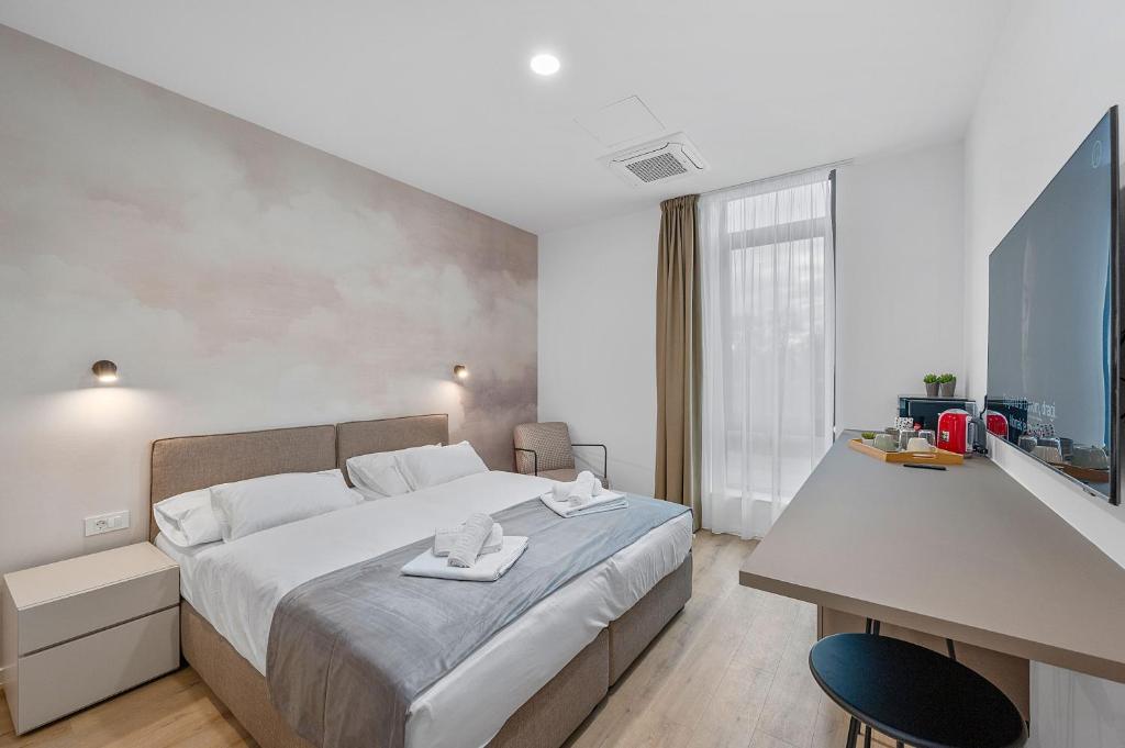 Enjoy Apartments and Suites