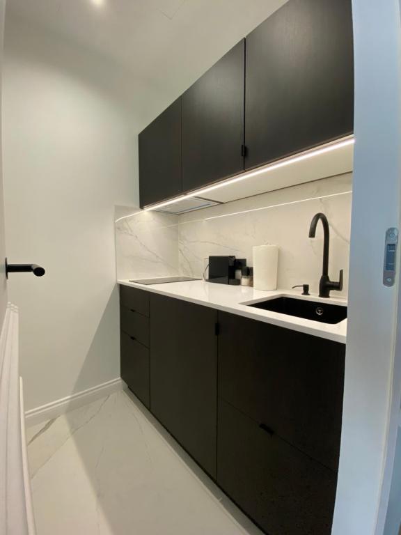 Fingerprint Luxury Apartments