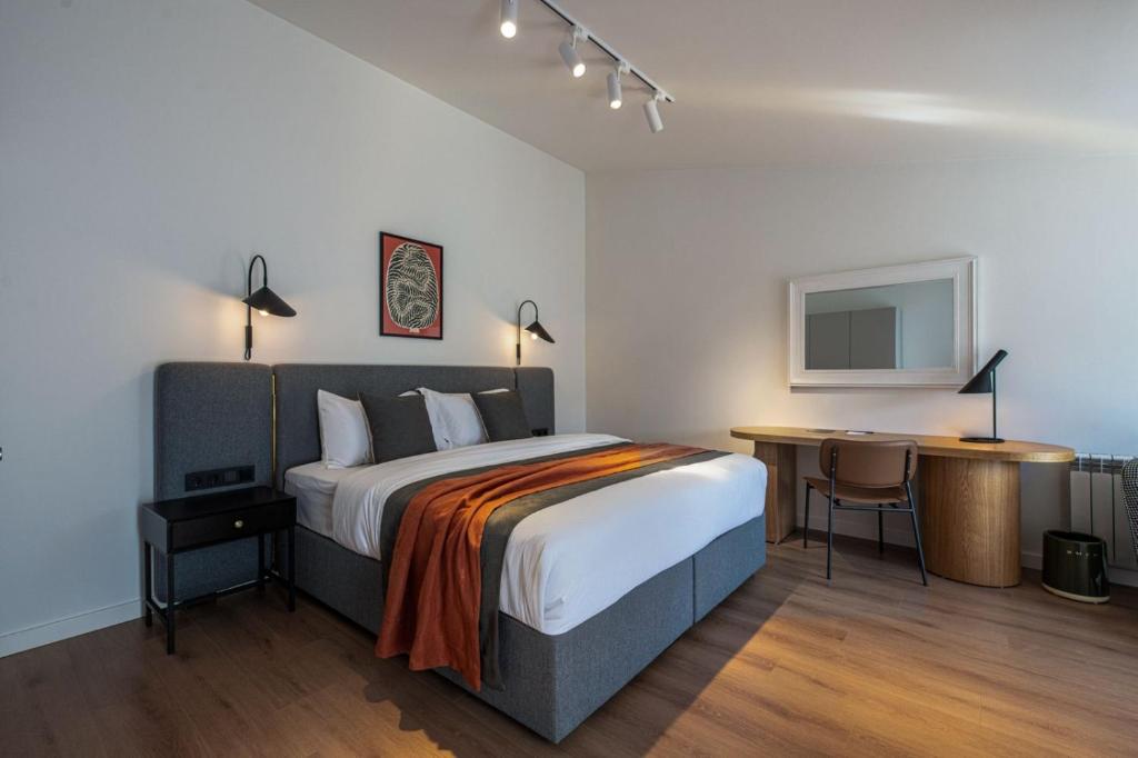 Artifact Apart Hotel