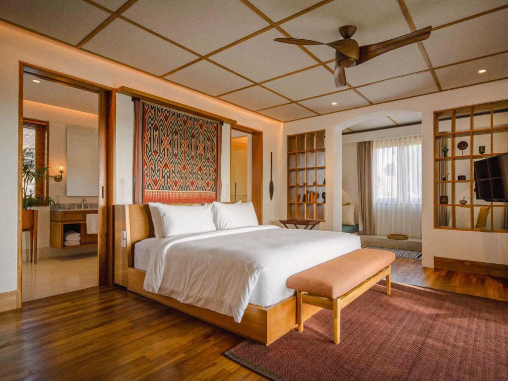 The Sayan House Villas