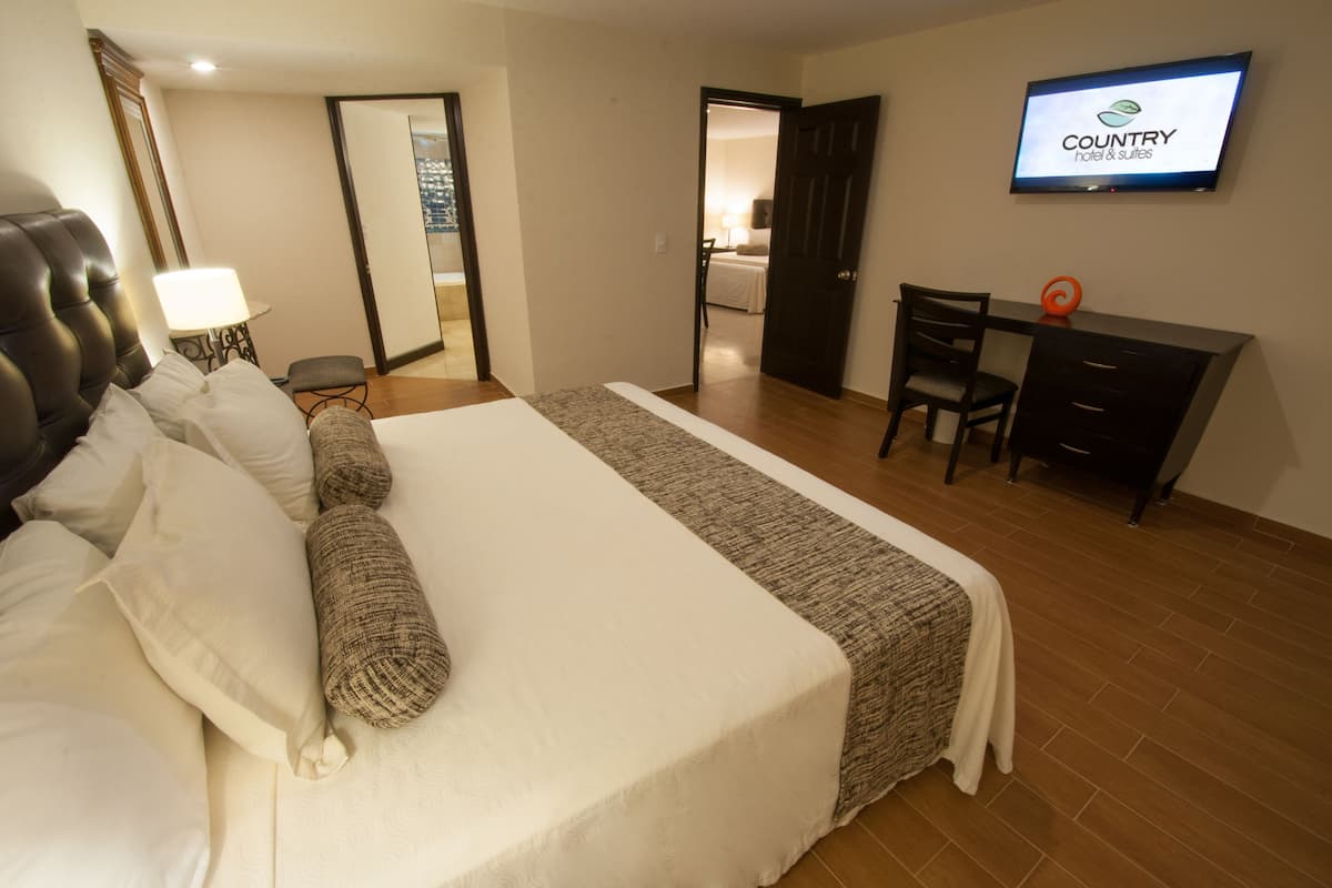 Country Hotel & Suites