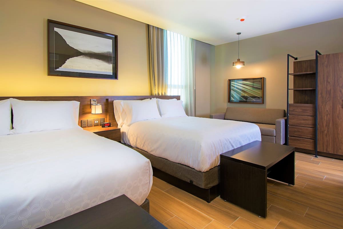 Staybridge Suites Guadalajara Expo
