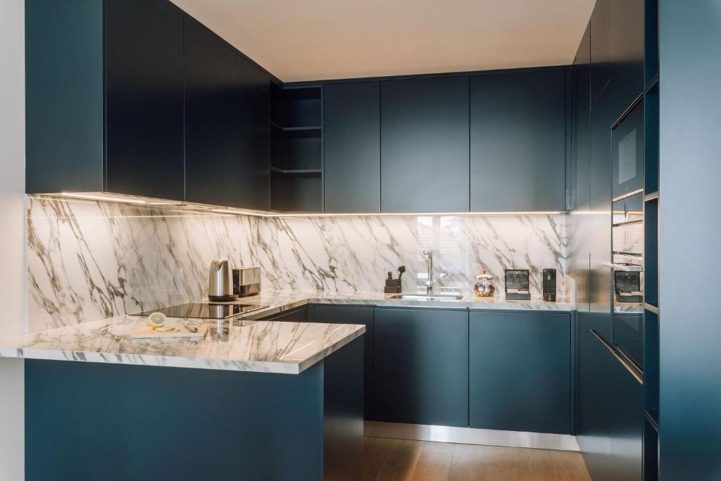 Ando Living Abrantes 50 House