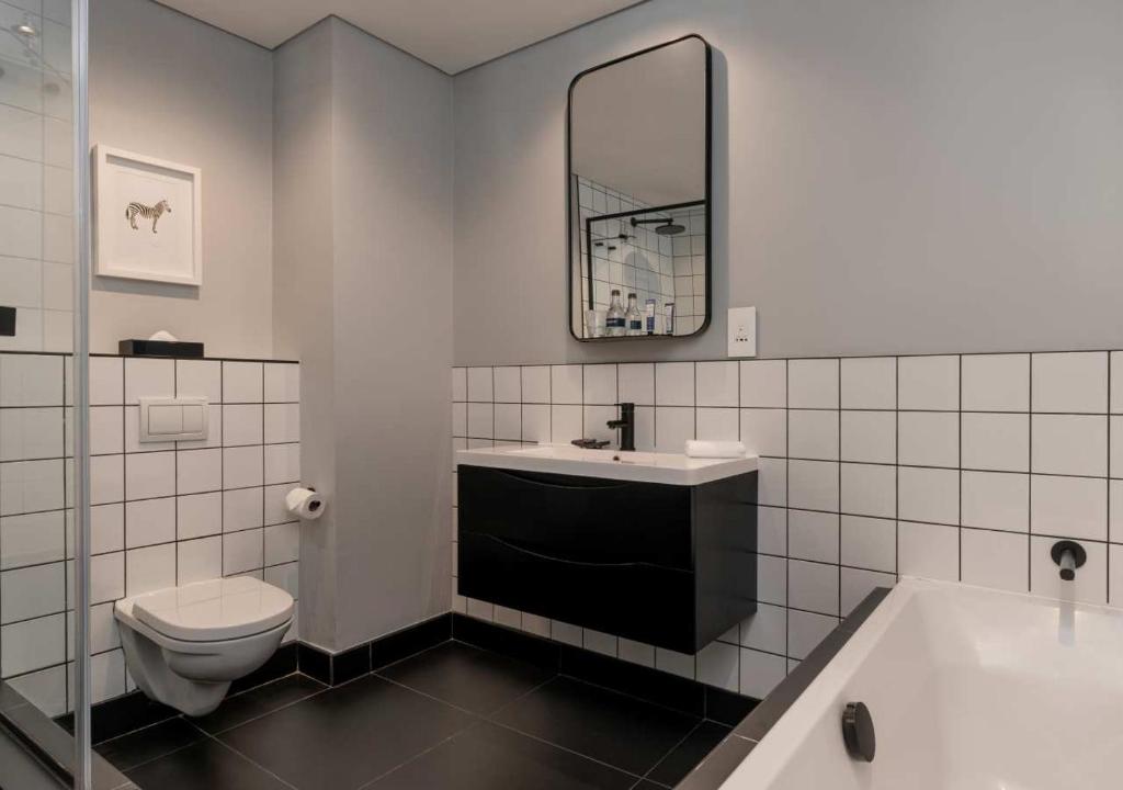 The Onyx Apartment Hotel by NEWMARK