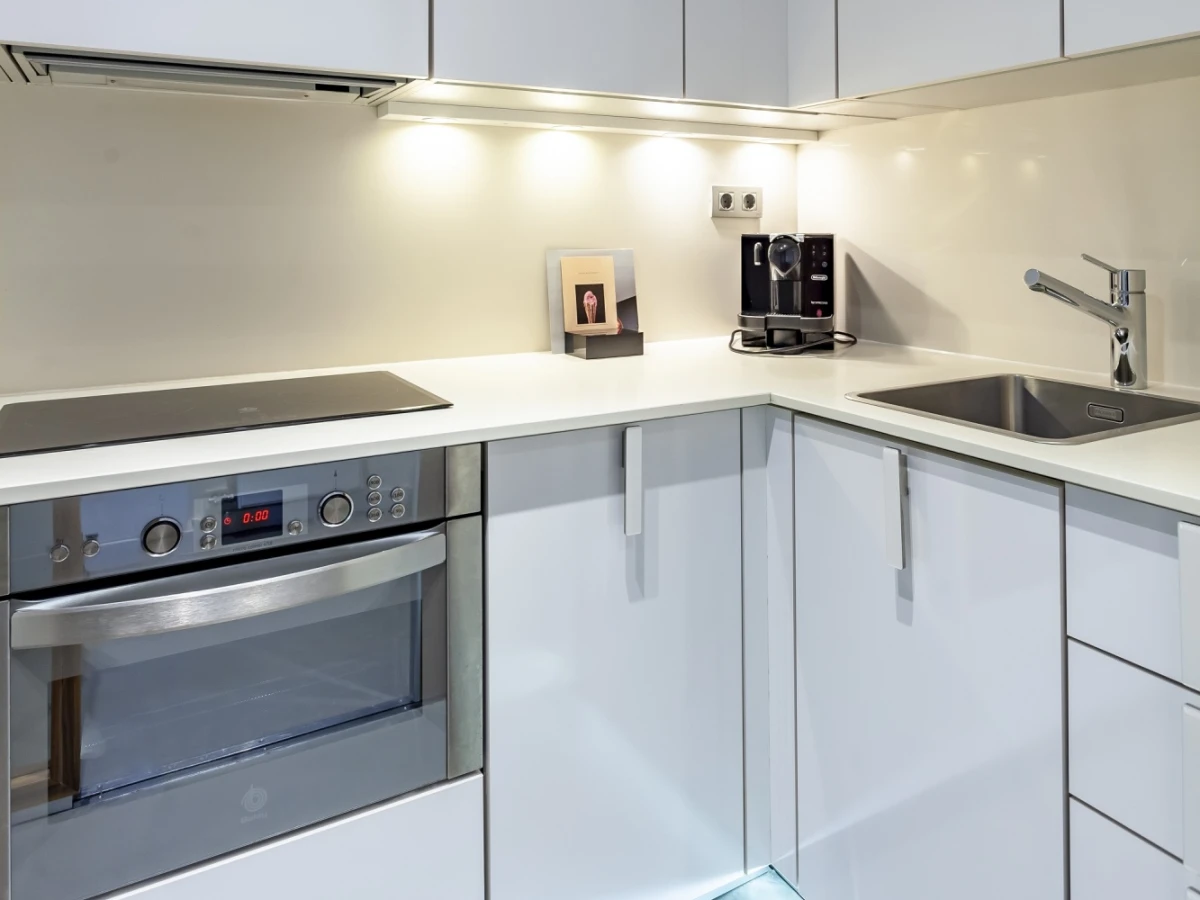 Suites Avenue Luxe Apartments