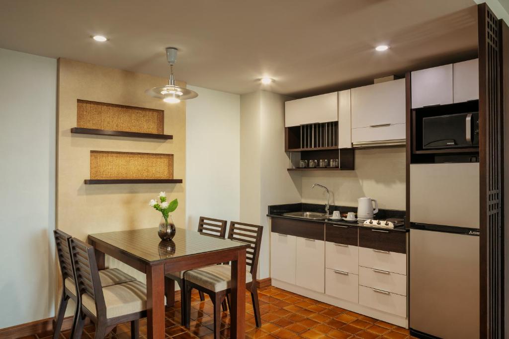 The Grand Napat Serviced Apartment