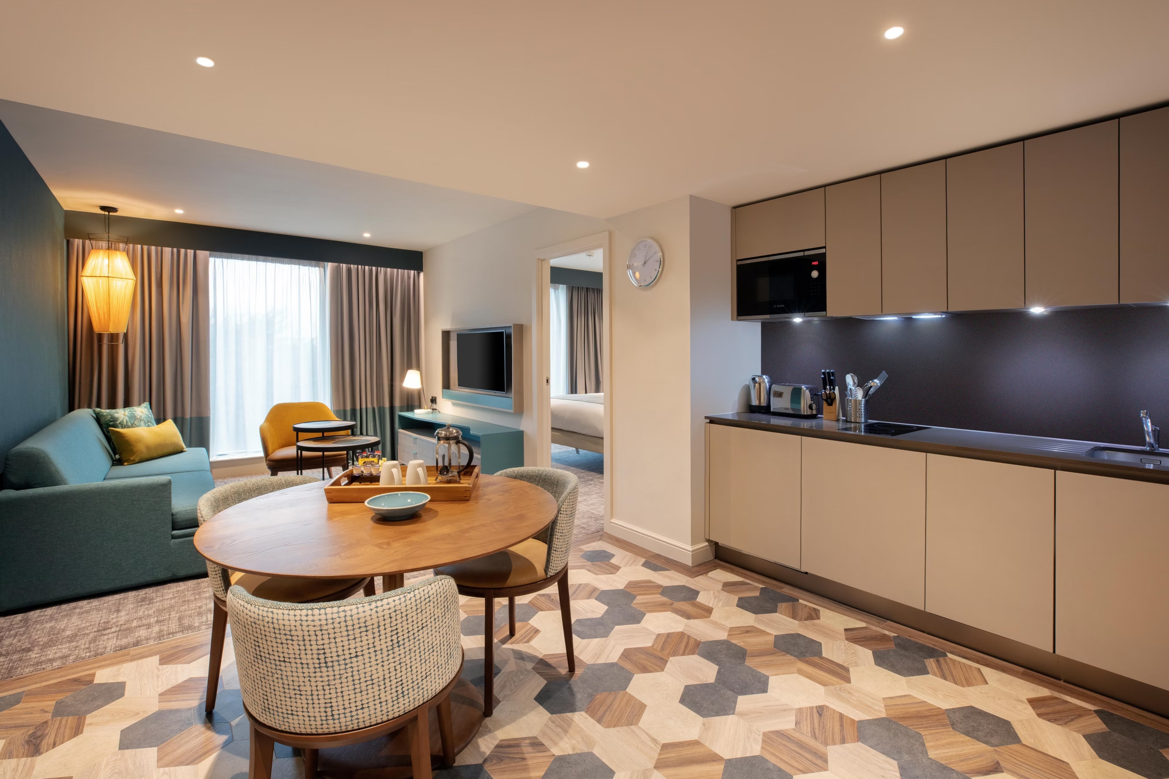 Staybridge Suites London Heathrow - Bath Road