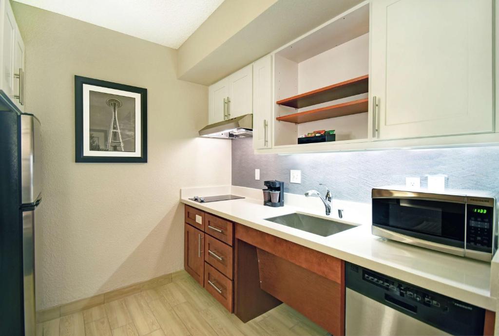 Homewood Suites by Hilton Seattle Downtown